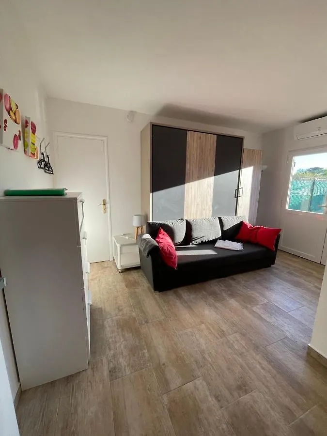 Le Club Des Cigales Apartment Hyeres 0*,  France