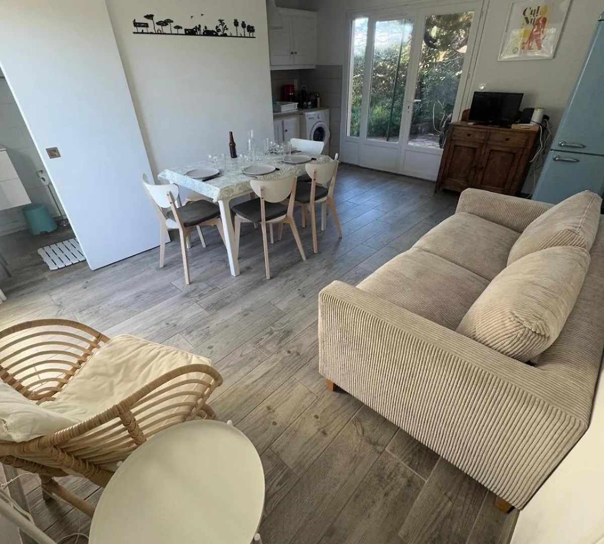 Le Club Des Cigales Apartamento Hyères