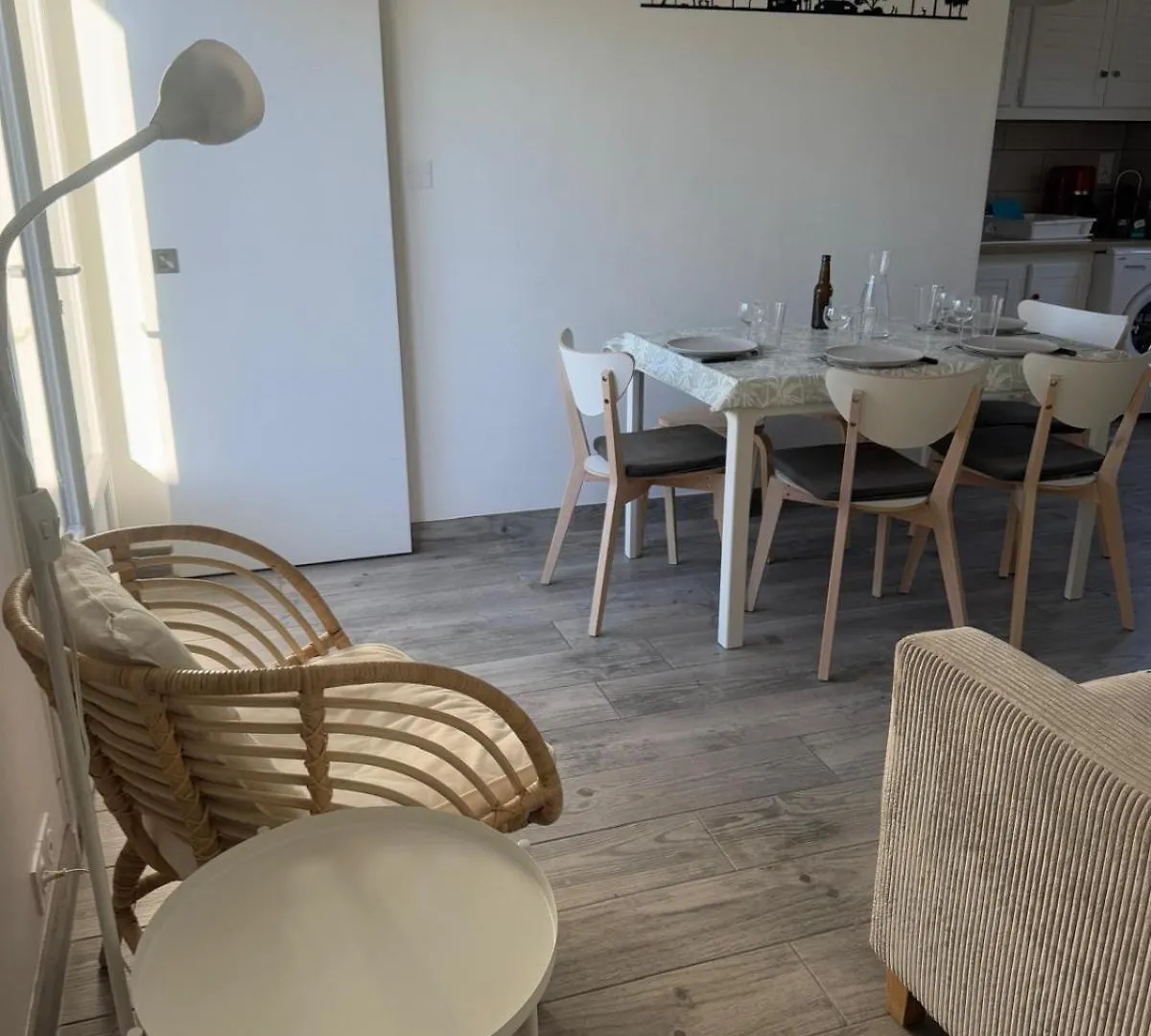 Le Club Des Cigales Apartamento Hyères