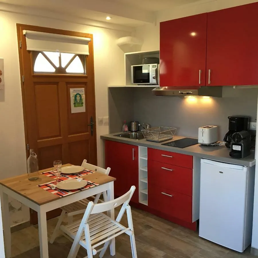 Le Club Des Cigales Apartamento Hyères França
